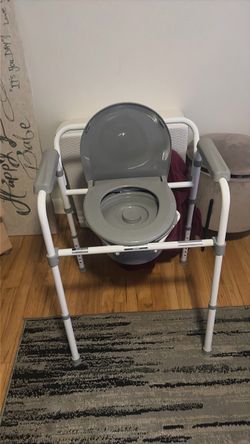 Portable Bedside Commode with Safety Frame