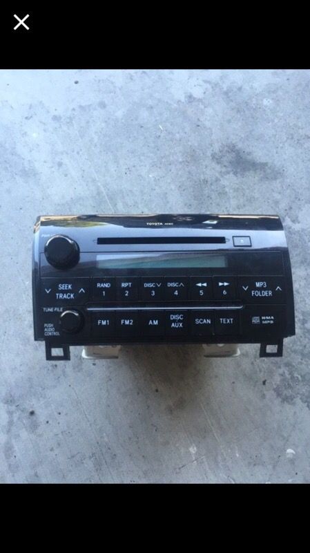 radio from 08 Toyota Tundra for Sale in Las Vegas, NV - OfferUp