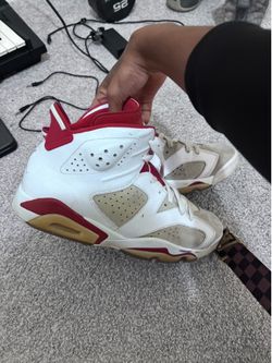 Jordan 6  size 10.5