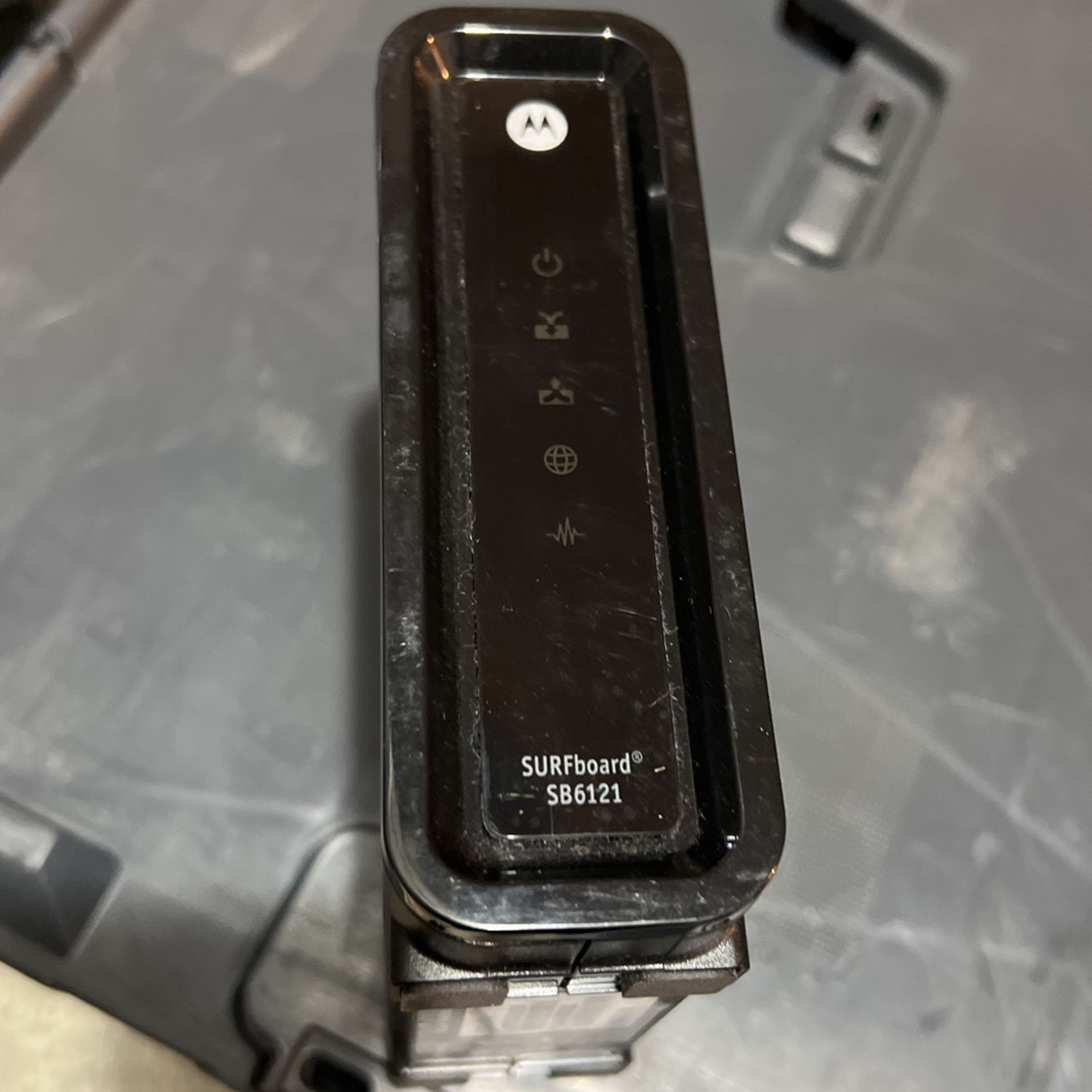 Motorola modem SURFboard SB6121