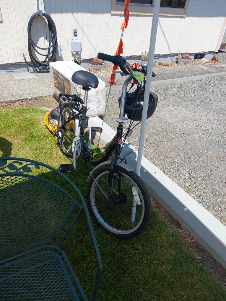 Schwinn Tri-Folding Bicycle Really NICE!