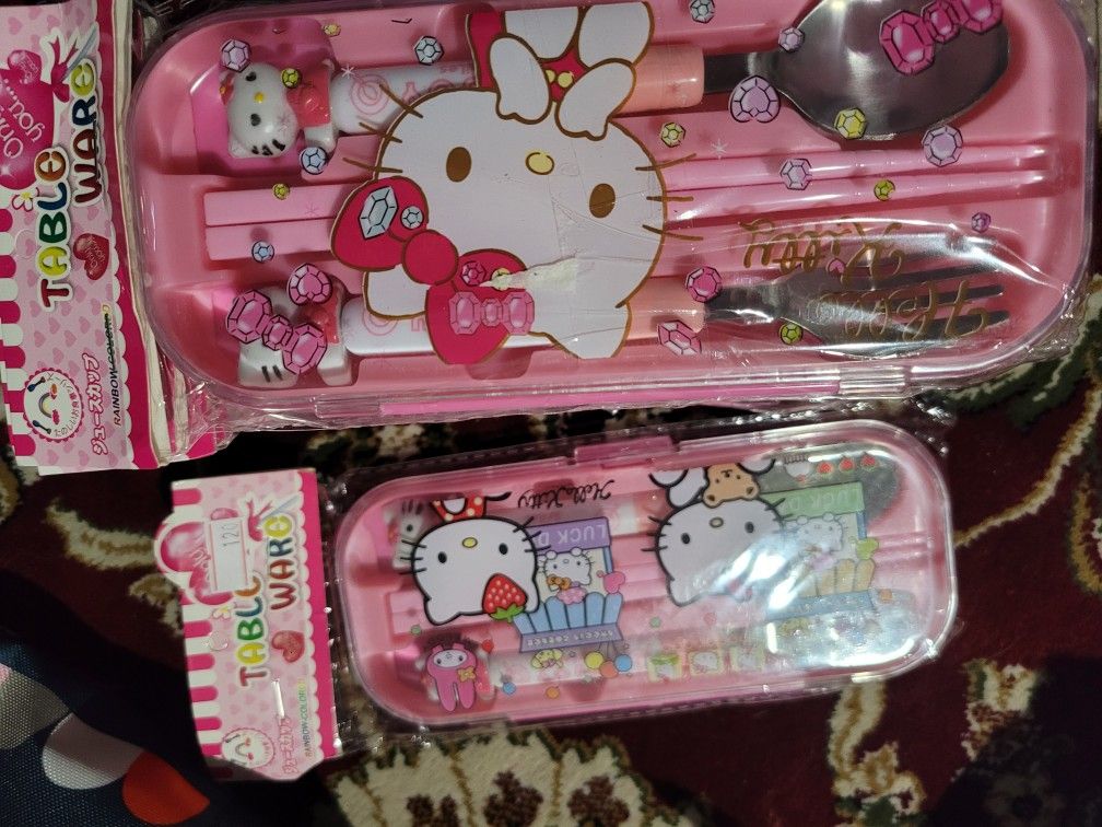 Hello Kitty Utensil Kit