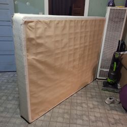 Box Spring 
