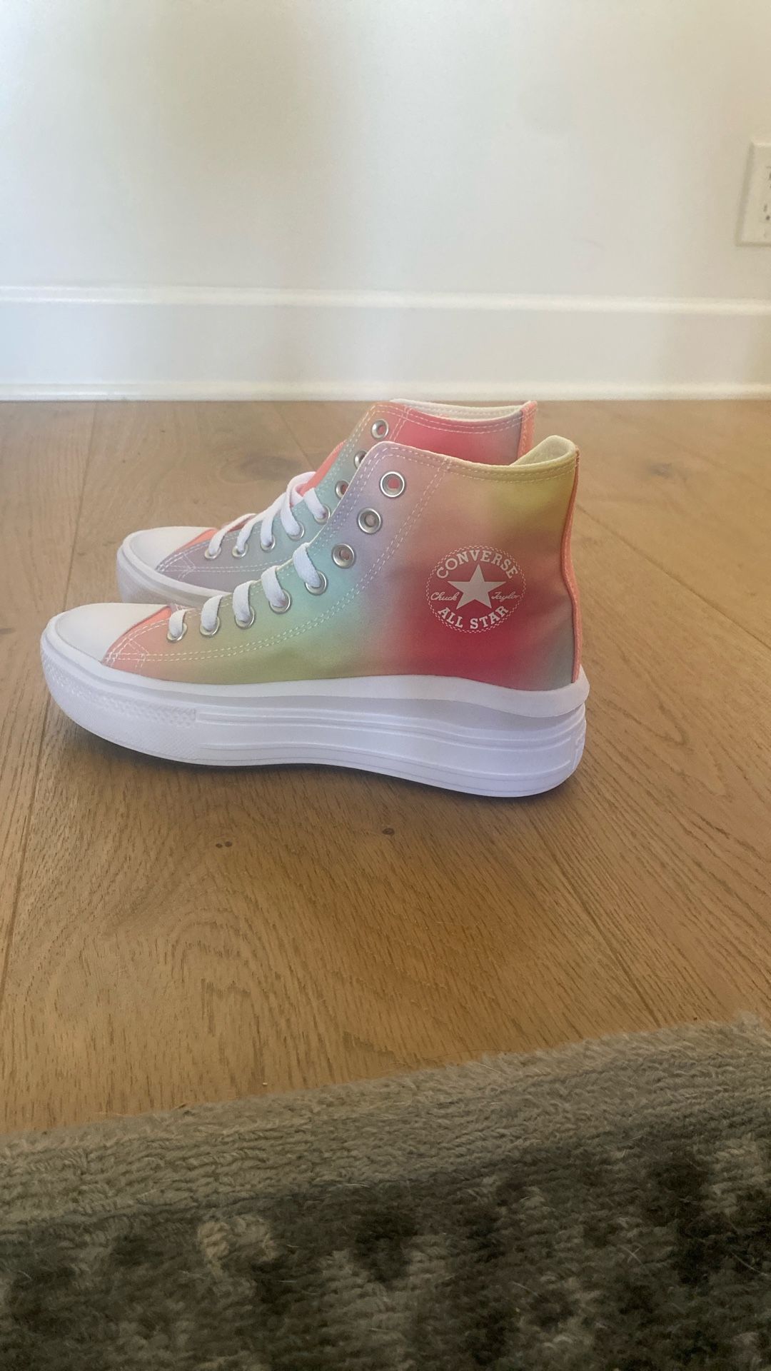 Converse Size 6 Women.