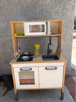 Ikea kitchen kids with/extra accessories