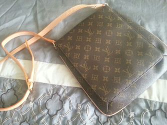 LV authentic purse