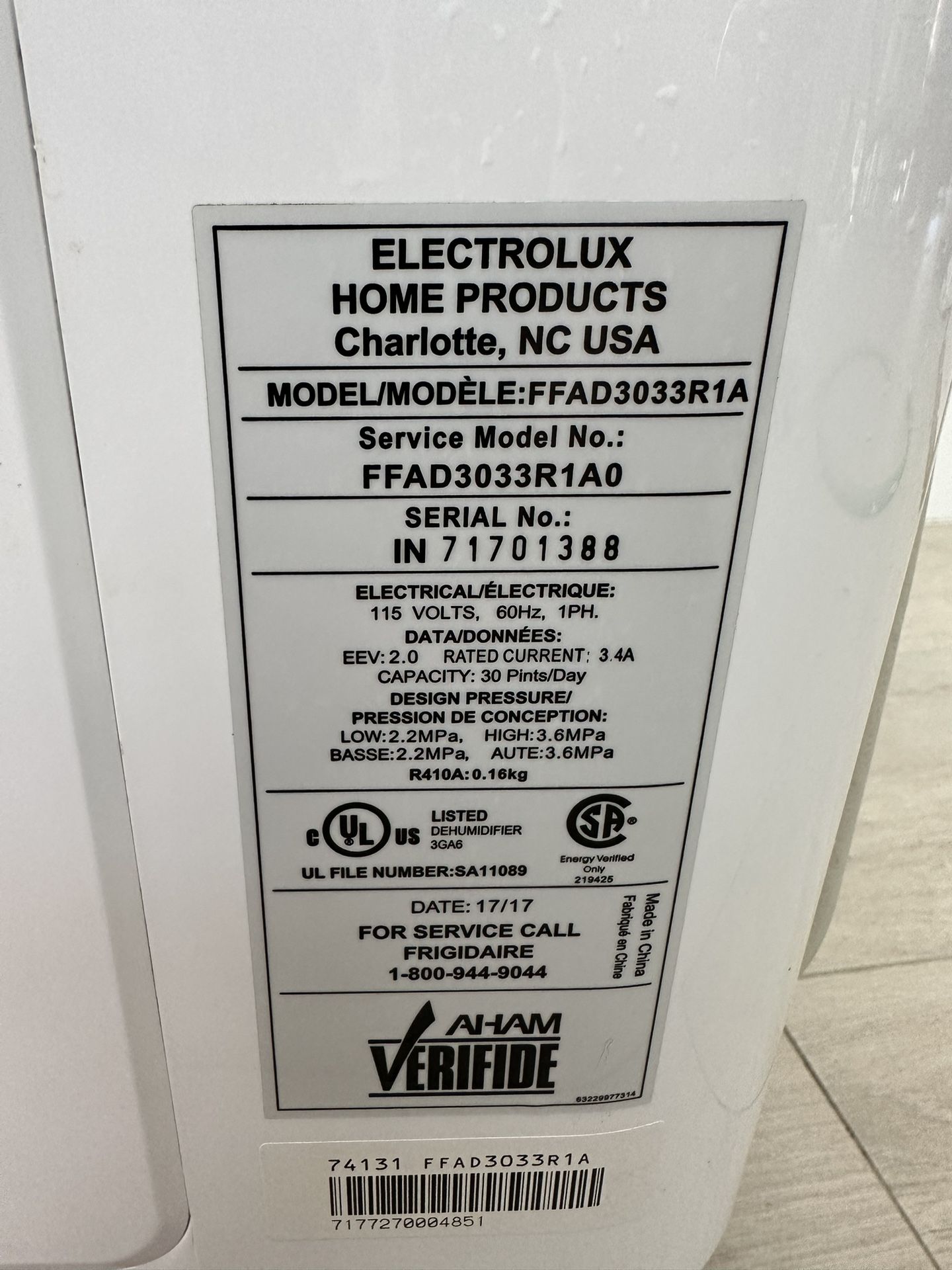 Frigidaire 30Pint Dehumidifier White ModelFFAD3033R1 for Sale in