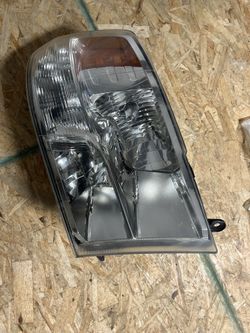 Dodge Ram Passenger Headlight