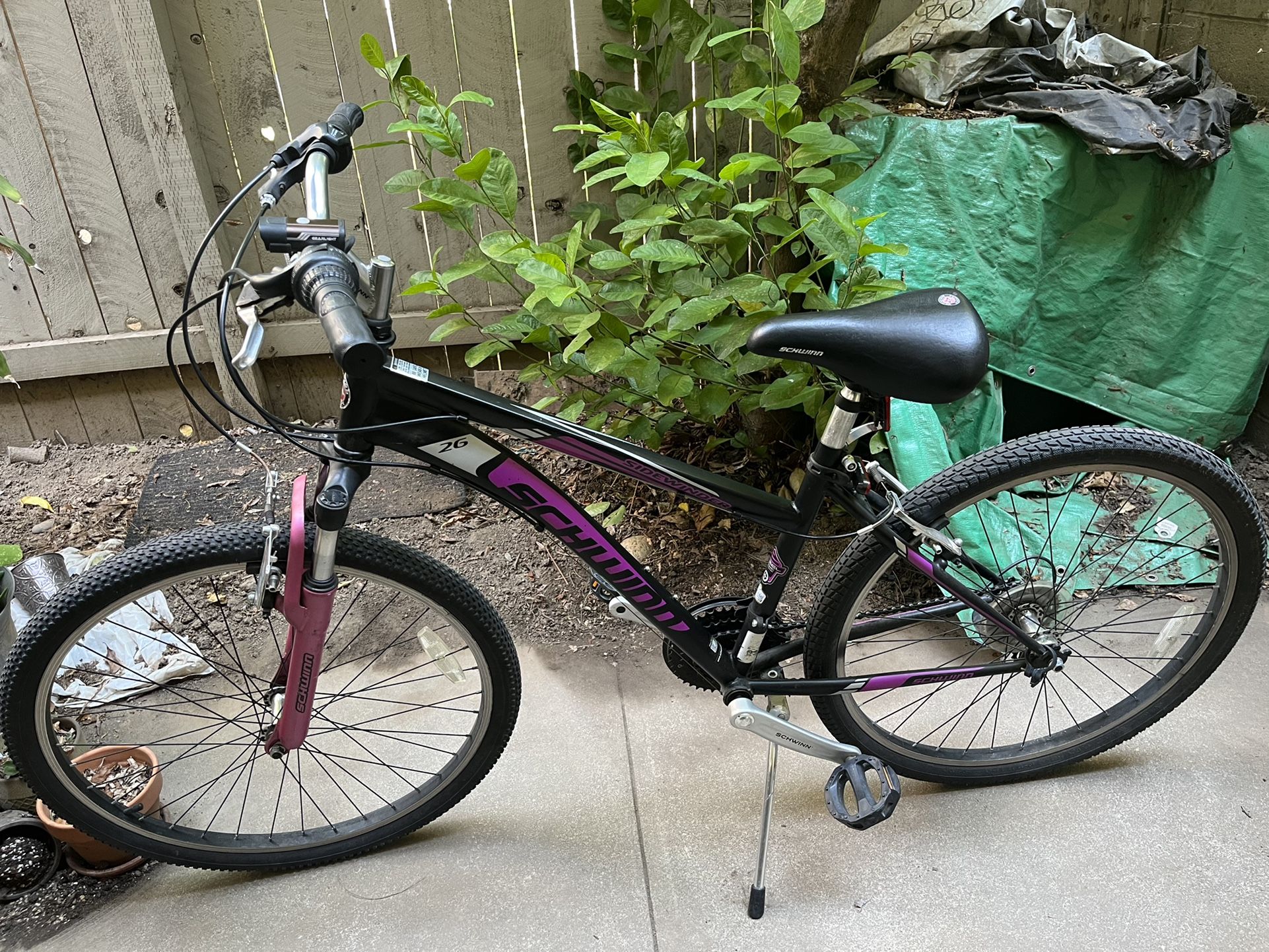 schwinn sidewinder women's mountain bike