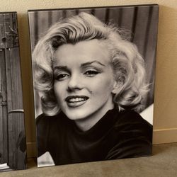 Marilyn Monroe Canvas Wall Art – Set of 3 – Black & White – Gallery Wrapped