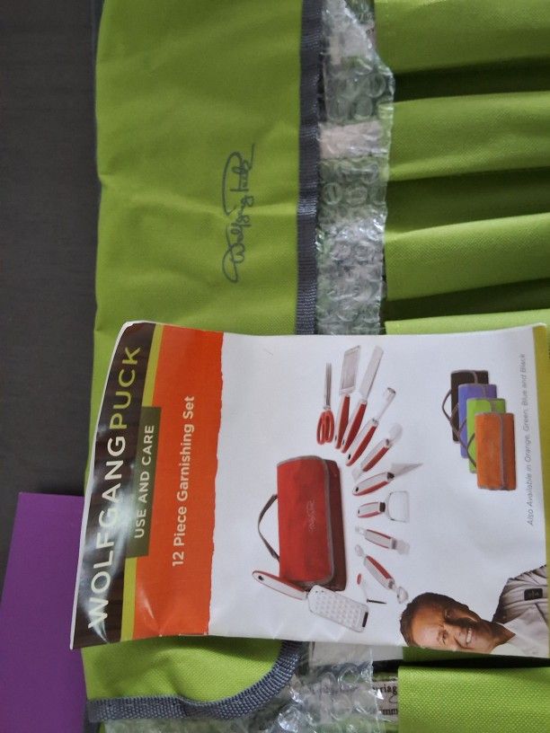 Wolfgang Puck Garnishing Set