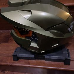 Halo 3 Legendary Edition Master Chief Helmet Xbox 360 Collector’s – Worn Box