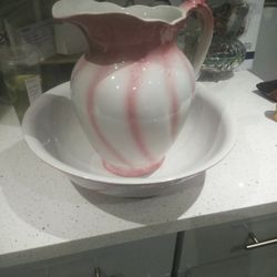 Beautiful Antique Washing Pottery