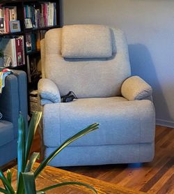 Zecliner Model 2 Petite Dove Fabric Power Sleep Recliner