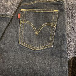 Woman Levi’s 