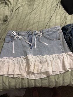 Lace denim skirt