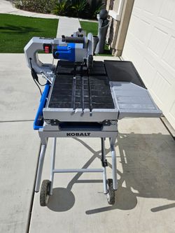 Kobalt 10” Professional Wet Tile Saw w/ Laser, LED Light & Rolling Stand. Excellent Condition.