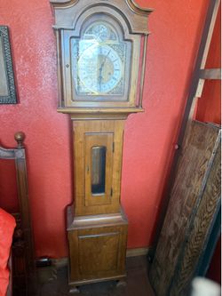 Grandfather clock