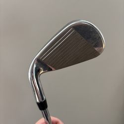 Callaway RAZR X 8 Iron Regular Flex Graphite Shaft Right Handed