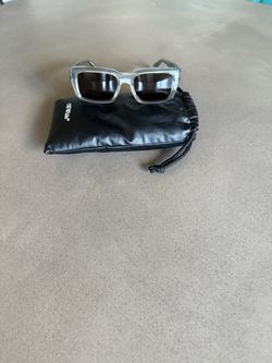 OFF-WHITE Grey Hays Sunglasses