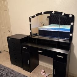Large Black Vanity Table