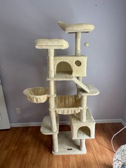 Cat tower - like new