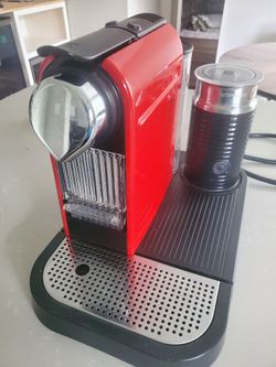 Nespresso machine Like New