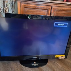 Magnavox 37inch TV With Remote, Stand 