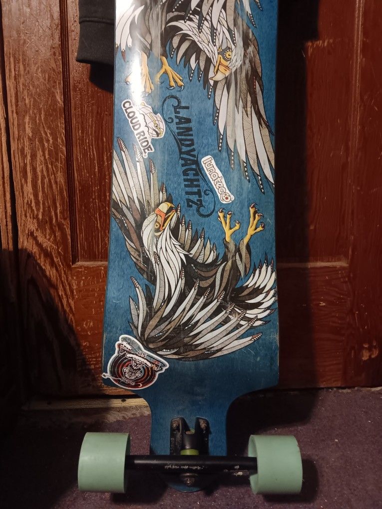 LandYachtz Dropdeck Longboard