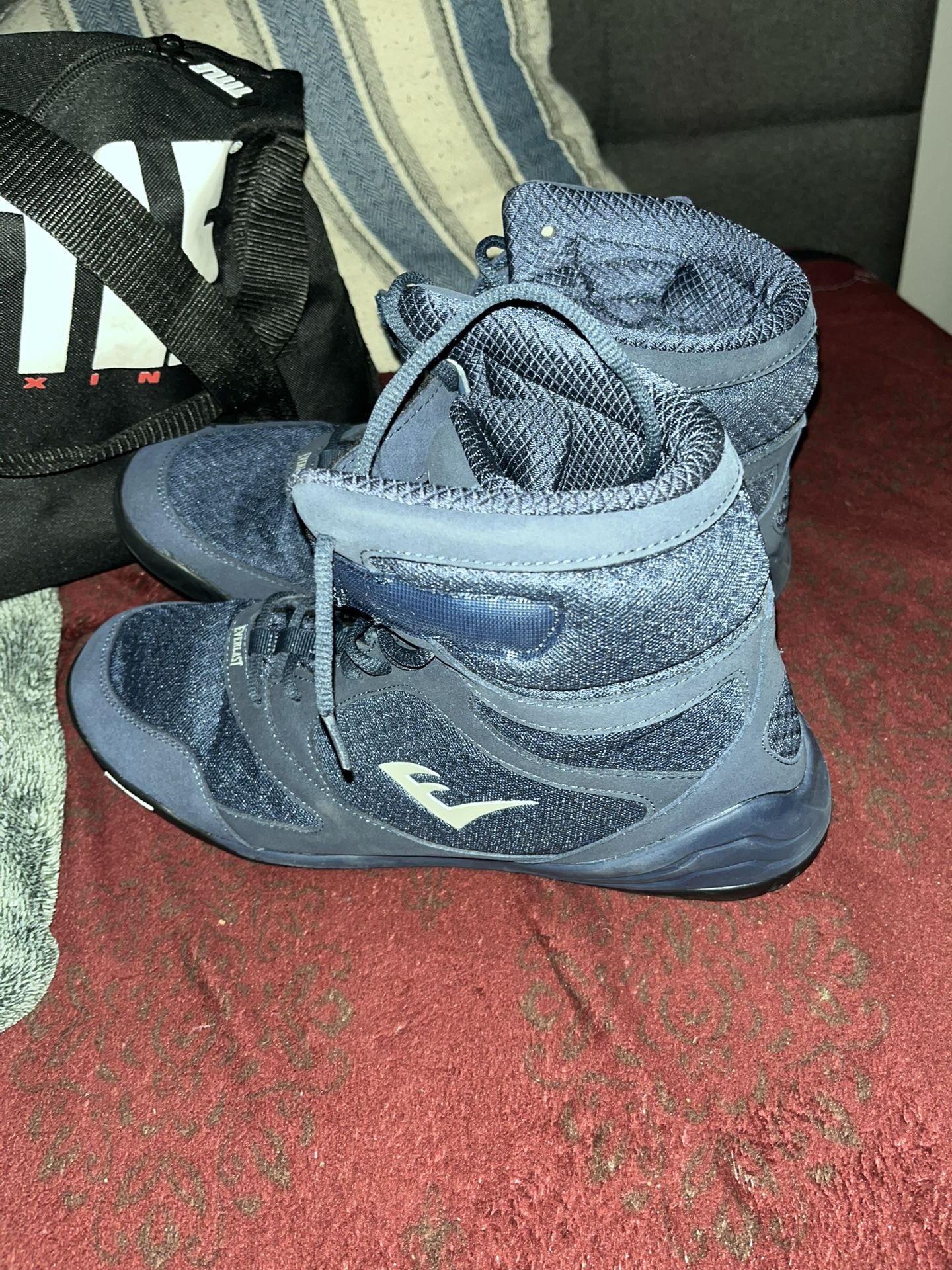 Boxing shoes size 13