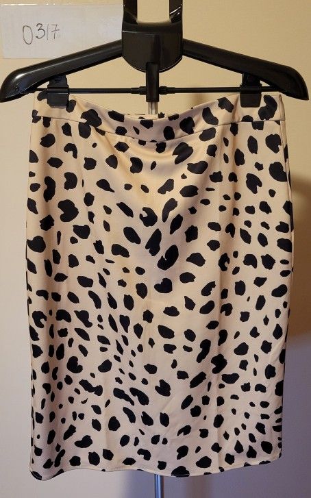 Dalmatian Print Skirt - Size L (0317)