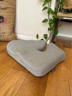 CUSHION LAB Pressure Relief Seat Cushion for Long Sitting in Chair, Car, Wheelchair Memory Foam for Hip, Tailbone, Coccyx, Sciatica Light Grey