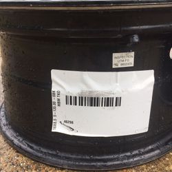 Ford 16” X 8.5 MB rims, 6 lug