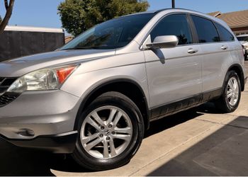 2010 Honda CR-V EX Fuel-efficient 4-cylinder• Clean Title 138k  miles