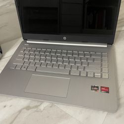 Like New HP Laptop 14 Inch 