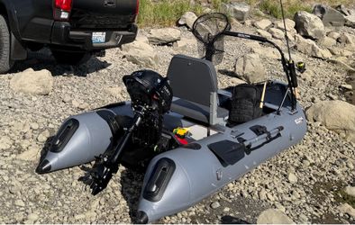 Inflatable with 2.5hp Suzuki motor