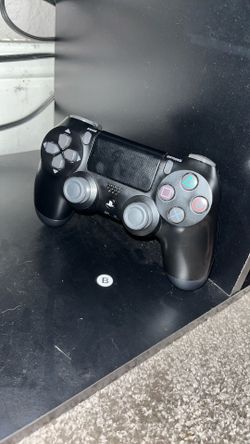 PS4 Controller