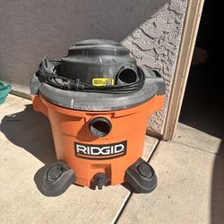 Ridgid Vacuum 16galon 