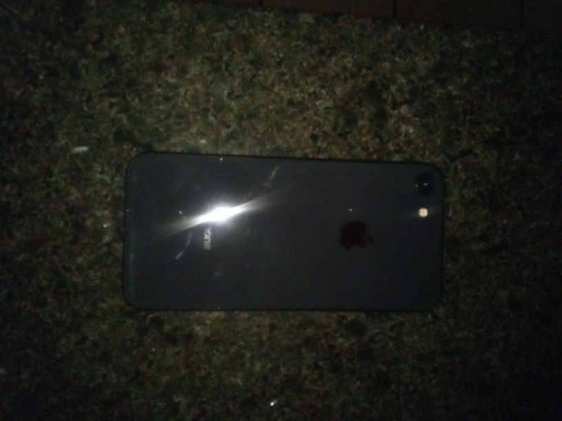 iPhone 8