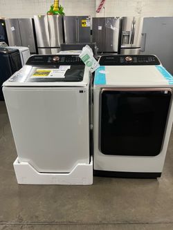 Samsung washer and gas dryer