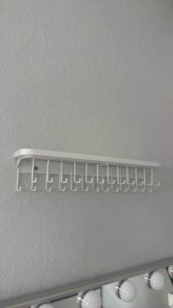 Wall Jewelry Hanger