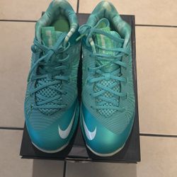 Air Max LeBron X Low