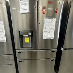 New LG Refrigerator 