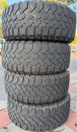 35x12.50r17 MT