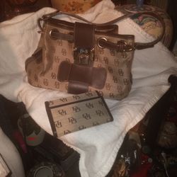 D & B PURSE AND WALLET  . GREAT SHAPE