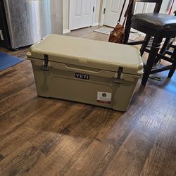 Yeti 65 Tan Color (With Rack)