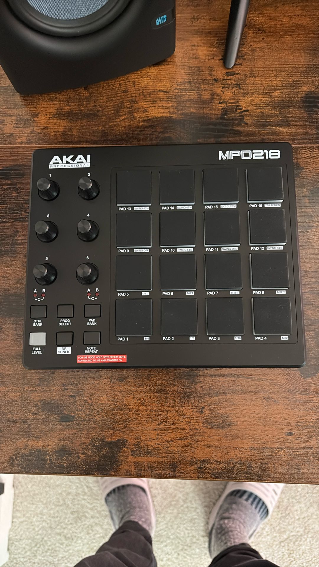 Akai MPD218 Midi Pad