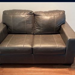 Grey Leather Loveseat 