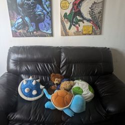 Black Leather Couch 