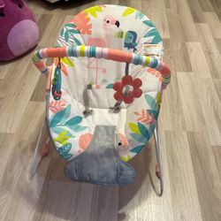 Infant Vibrating Bouncer Seat